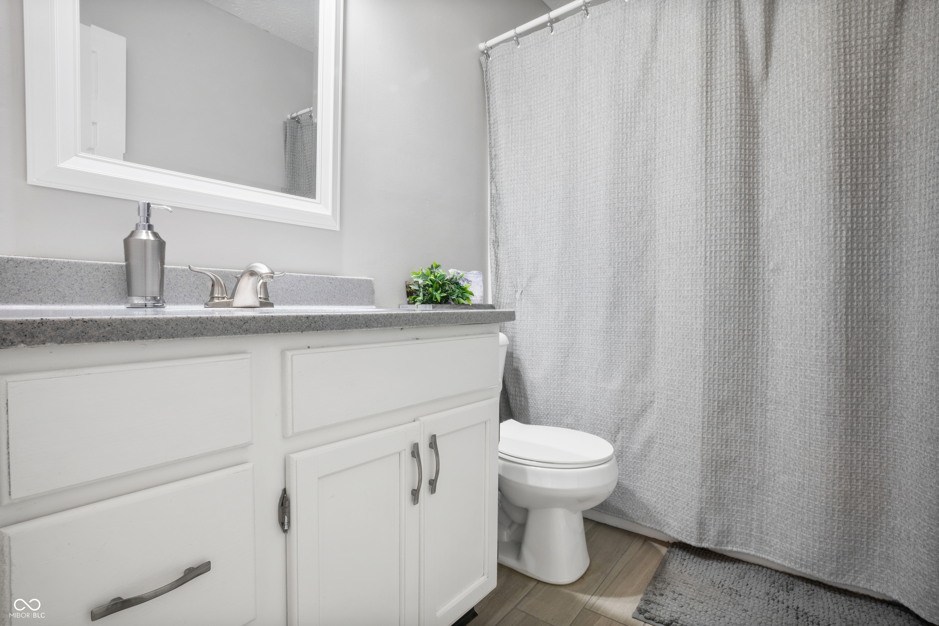 1140 Hopkins Road Indianapolis, IN 46229 - Photo 23 of 36 Gallery Image 23