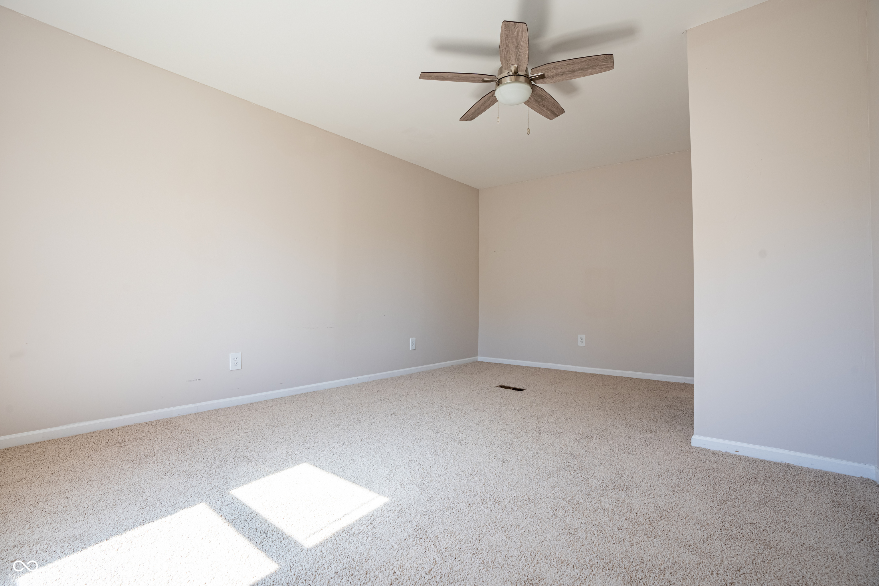 1140 Hopkins Road Indianapolis, IN 46229 - Photo 27 of 36 Gallery Image 27