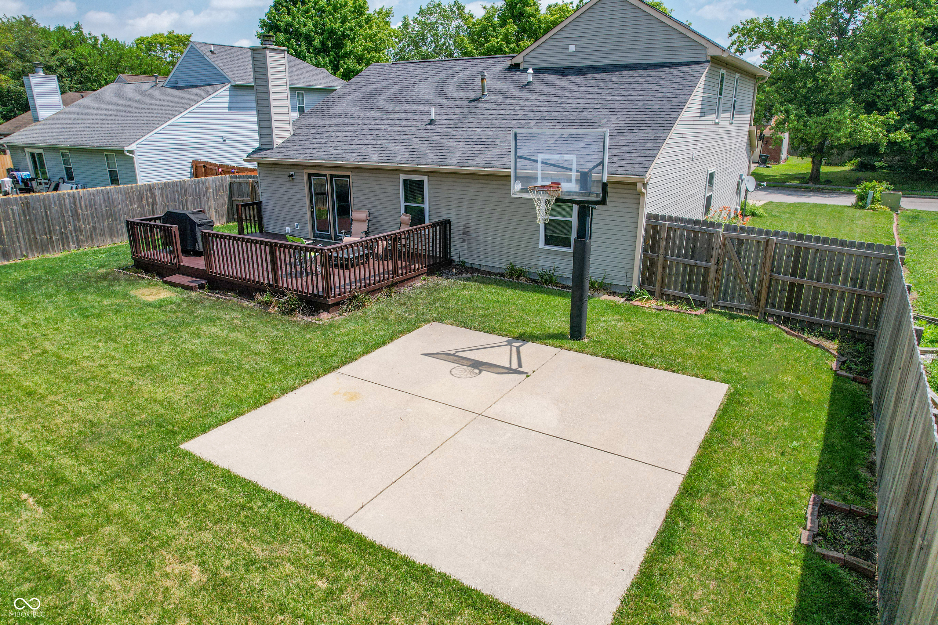 1140 Hopkins Road Indianapolis, IN 46229 - Photo 31 of 36 Gallery Image 31