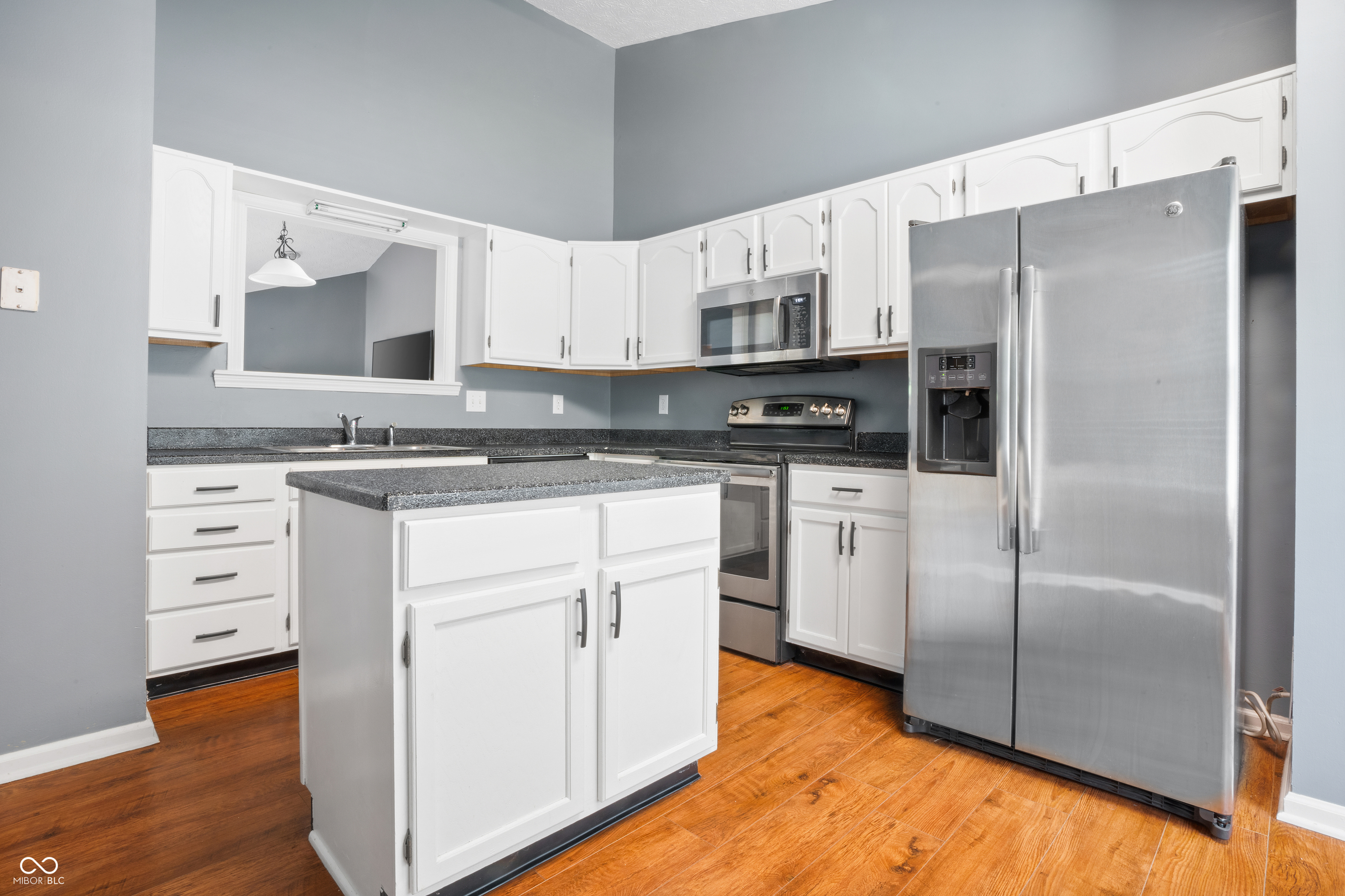 1140 Hopkins Road Indianapolis, IN 46229 - Photo 8 of 36 Gallery Image 8