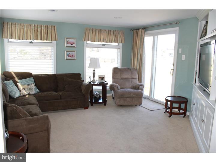 110 Bender Road Horsham, PA 19040 - Photo 10 of 25 Family Room