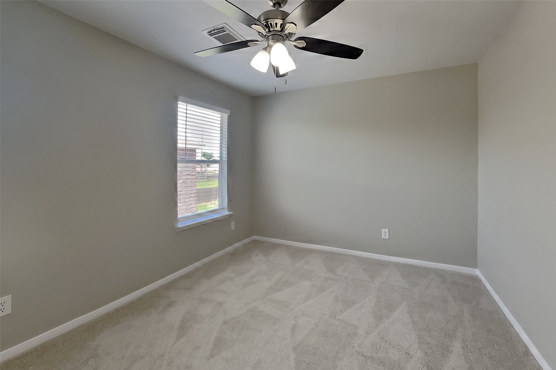 14918 Laytham Lane Sugar Land, TX 77498 - Photo 15 of 32