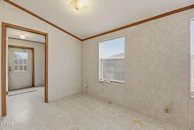 $400,000 | 357 Muncey Hollow Lane, Washburn, TN 37888