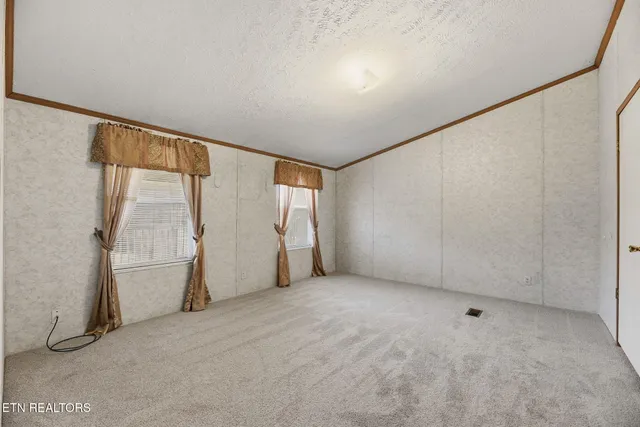 $400,000 | 357 Muncey Hollow Lane, Washburn, TN 37888