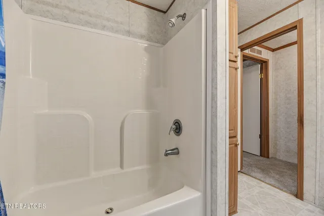 $400,000 | 357 Muncey Hollow Lane, Washburn, TN 37888