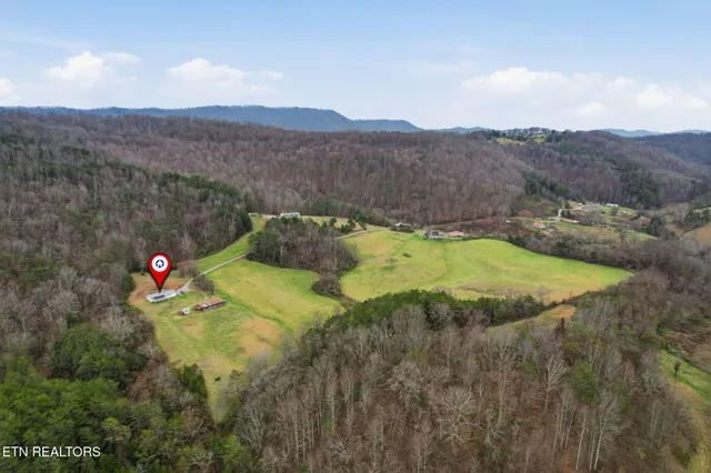 $400,000 | 357 Muncey Hollow Lane, Washburn, TN 37888