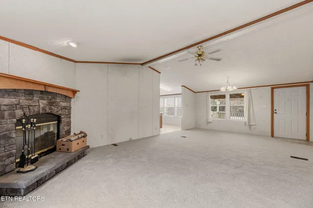 $400,000 | 357 Muncey Hollow Lane, Washburn, TN 37888