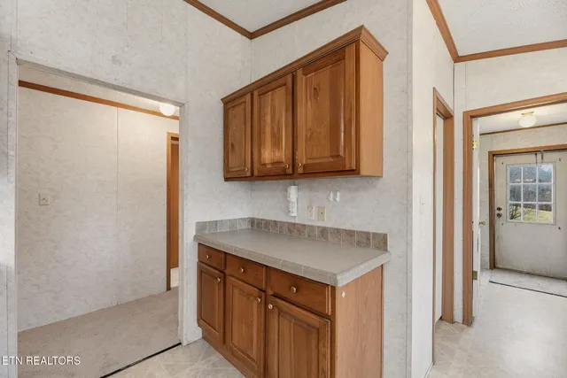 $400,000 | 357 Muncey Hollow Lane, Washburn, TN 37888