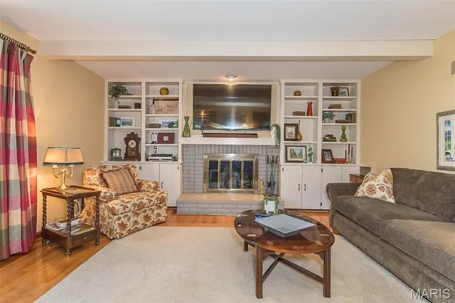 $615,000 | 1620 Chalmers Drive, Chesterfield, MO 63017