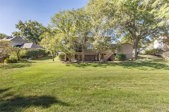 $615,000 | 1620 Chalmers Drive, Chesterfield, MO 63017