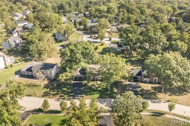 $615,000 | 1620 Chalmers Drive, Chesterfield, MO 63017