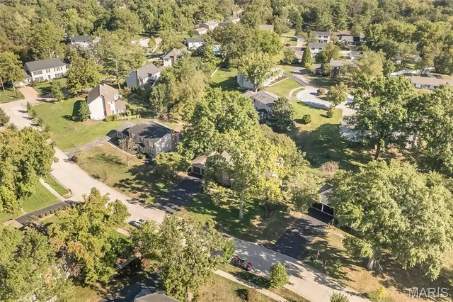 $615,000 | 1620 Chalmers Drive, Chesterfield, MO 63017