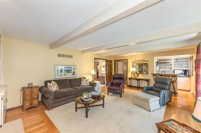 $615,000 | 1620 Chalmers Drive, Chesterfield, MO 63017