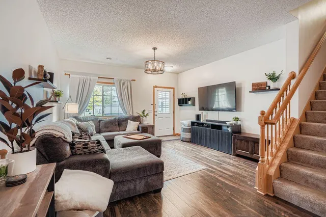 $275,000 | 16793 Embers Avenue, Unit 606, Farmington, MN 55024