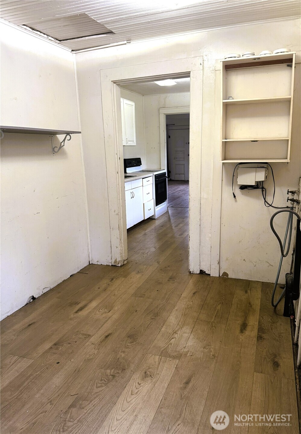528 Cascade Street Wenatchee, WA 98801 - Photo 5 of 16 Gallery Image 5
