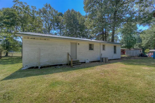 $136,500 | 1054 Frontage Road, Minden, LA 71055