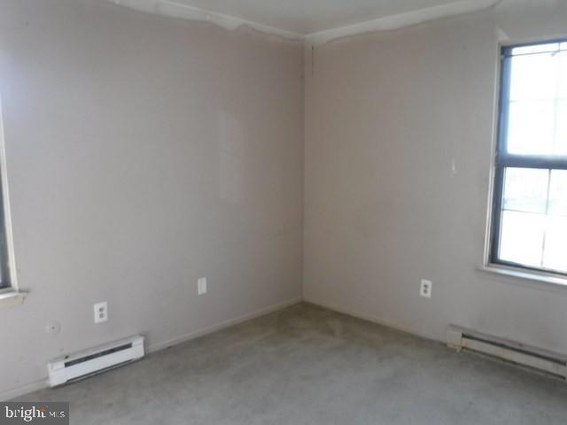 65 Hampshire Road Sicklerville, NJ 08081 - Photo 17 of 20 Gallery Image 17
