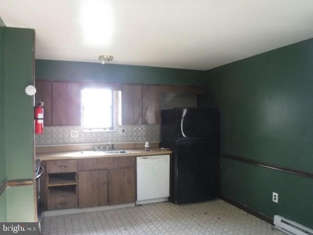 65 Hampshire Road Sicklerville, NJ 08081 - Photo 5 of 20 Gallery Image 5