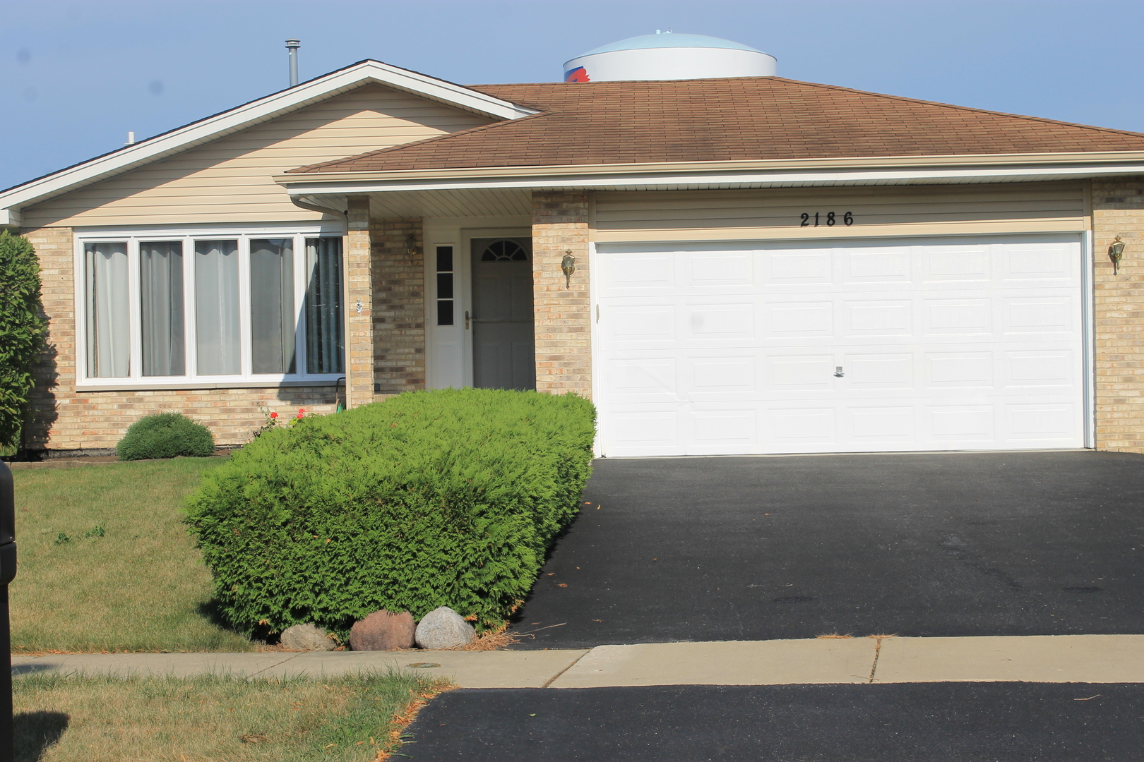 2186 Cimarron Way Addison, IL 60101 - Photo 3 of 28