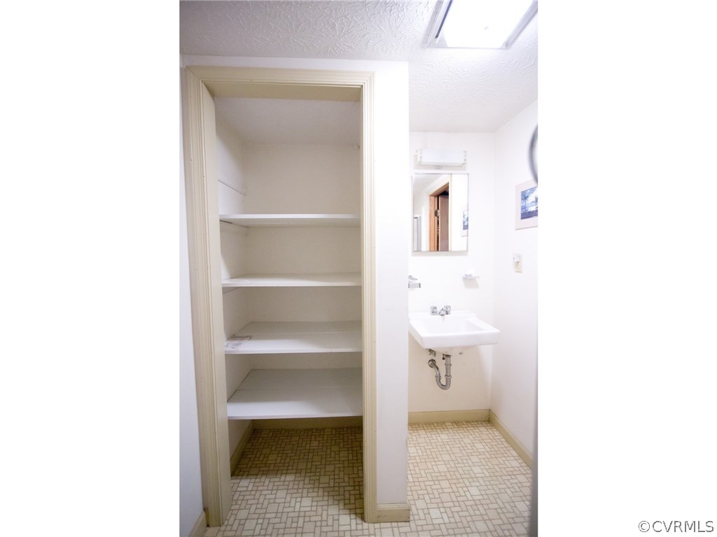9361 West Bunker Hill Road Rice, VA 23966 - Photo 25 of 39 a bathroom with a toilet