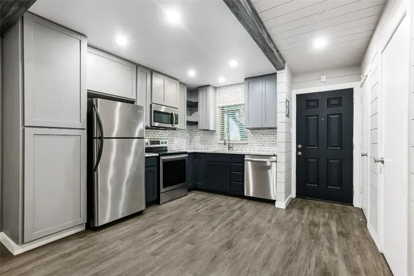 $1,650 | 5330 Balcones Drive, Unit B, Austin, TX 78731