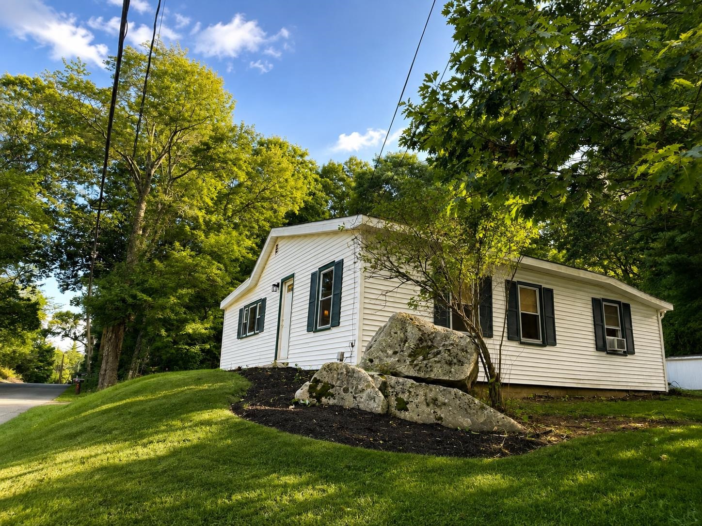27 Beede Hill Road Epping, NH 03042 - Photo 2 of 11 Gallery Image 2