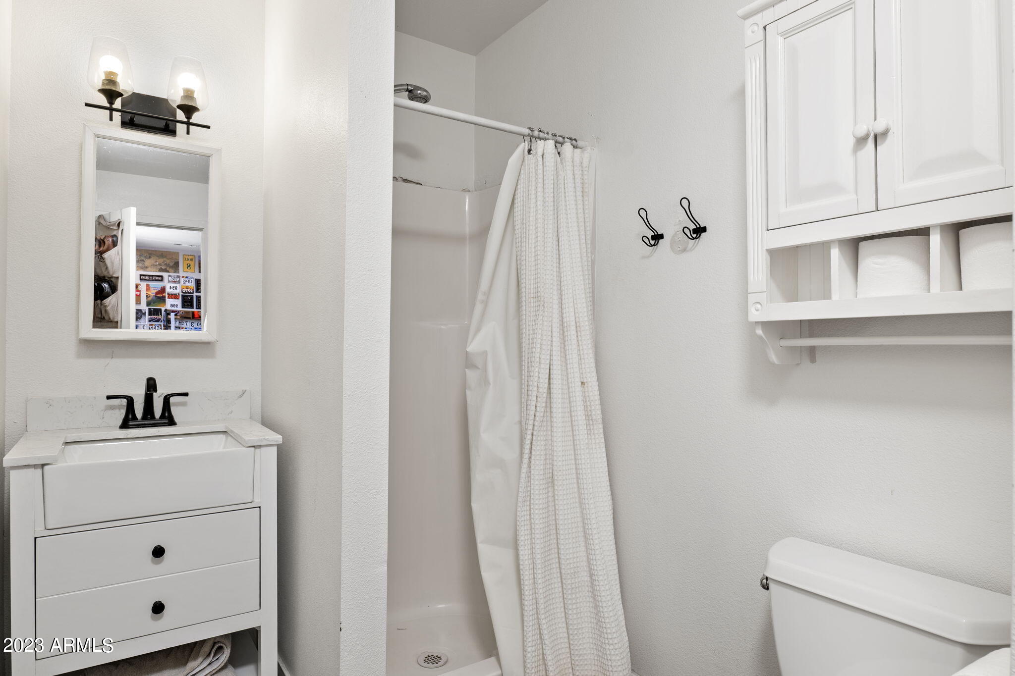 5533 East Cheery Lynn Road Phoenix, AZ 85018 - Photo 21 of 26 Guest Bathroom