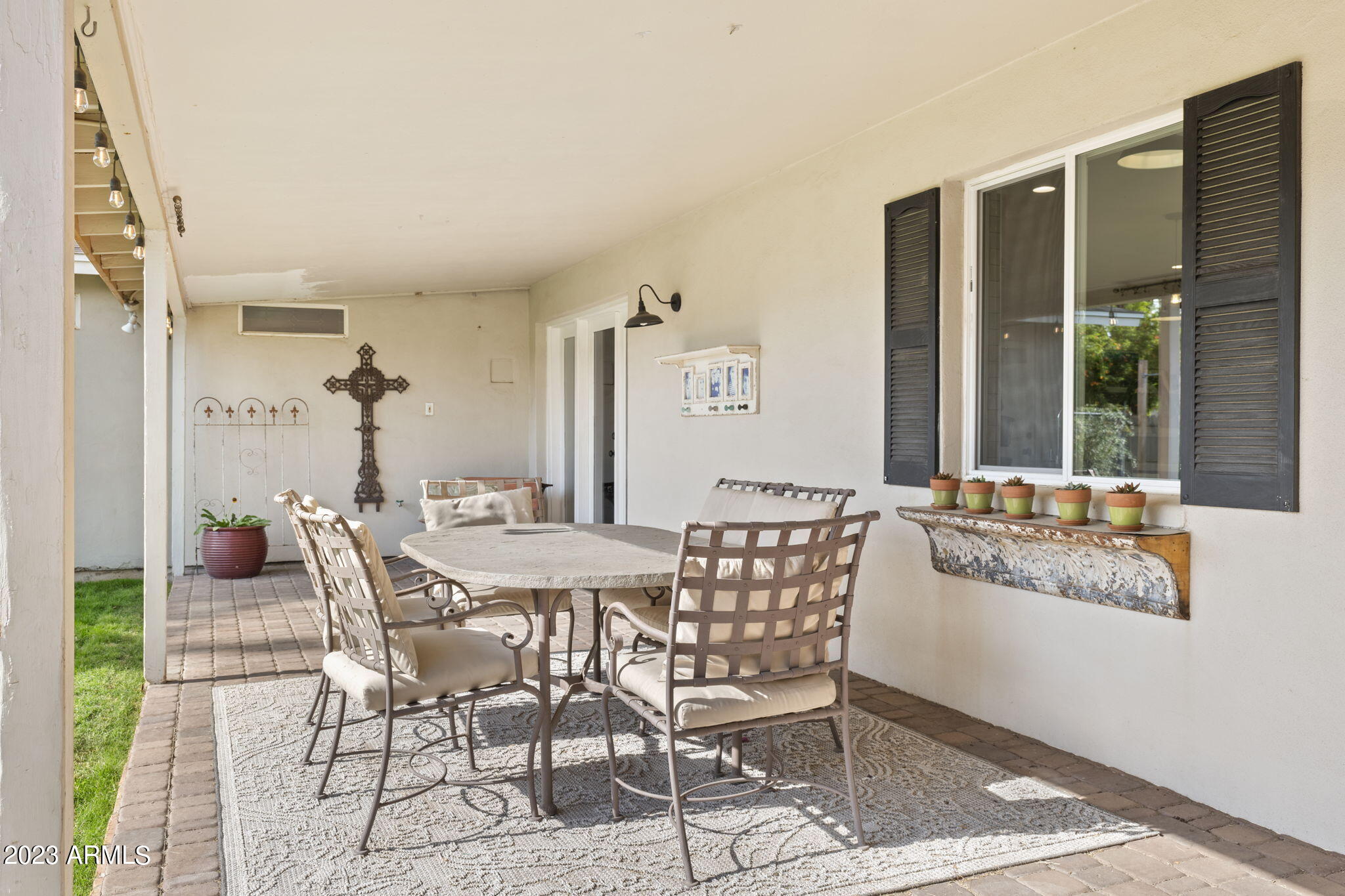 5533 East Cheery Lynn Road Phoenix, AZ 85018 - Photo 22 of 26 Long porch