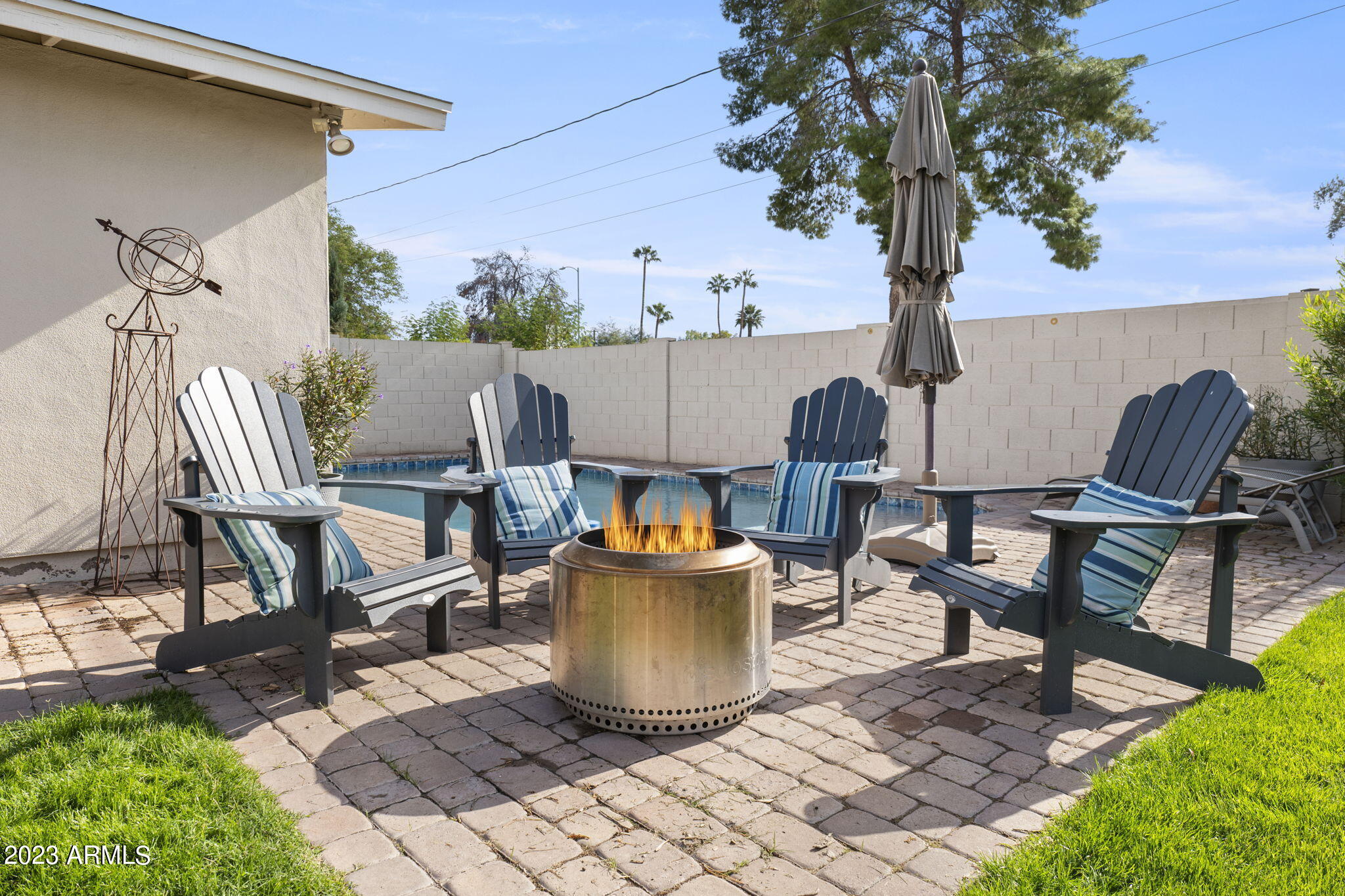 5533 East Cheery Lynn Road Phoenix, AZ 85018 - Photo 24 of 26 Entertaining area