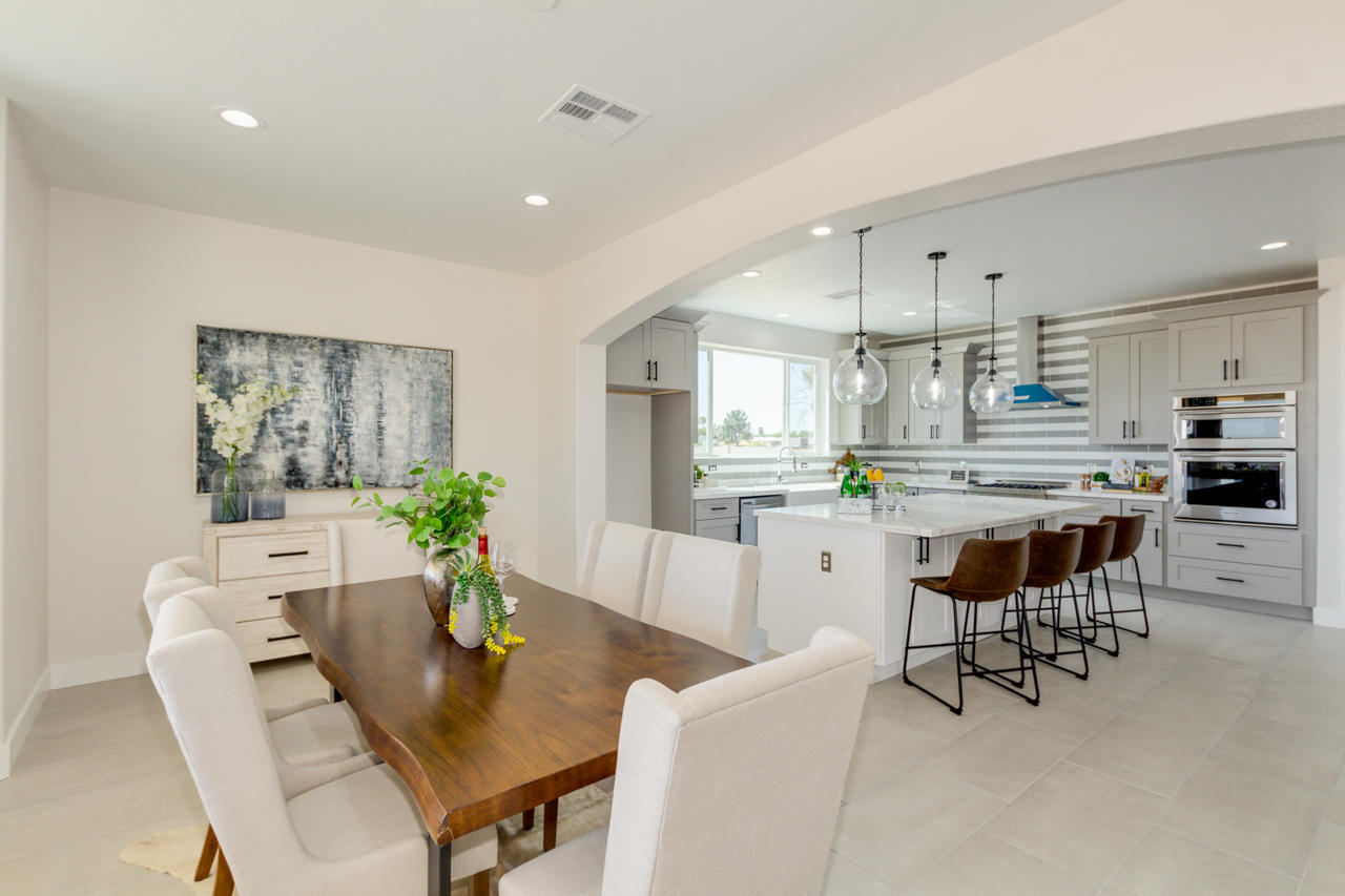 6605 North Citrus Road Waddell, AZ 85355 - Photo 16 of 46 Dining Room