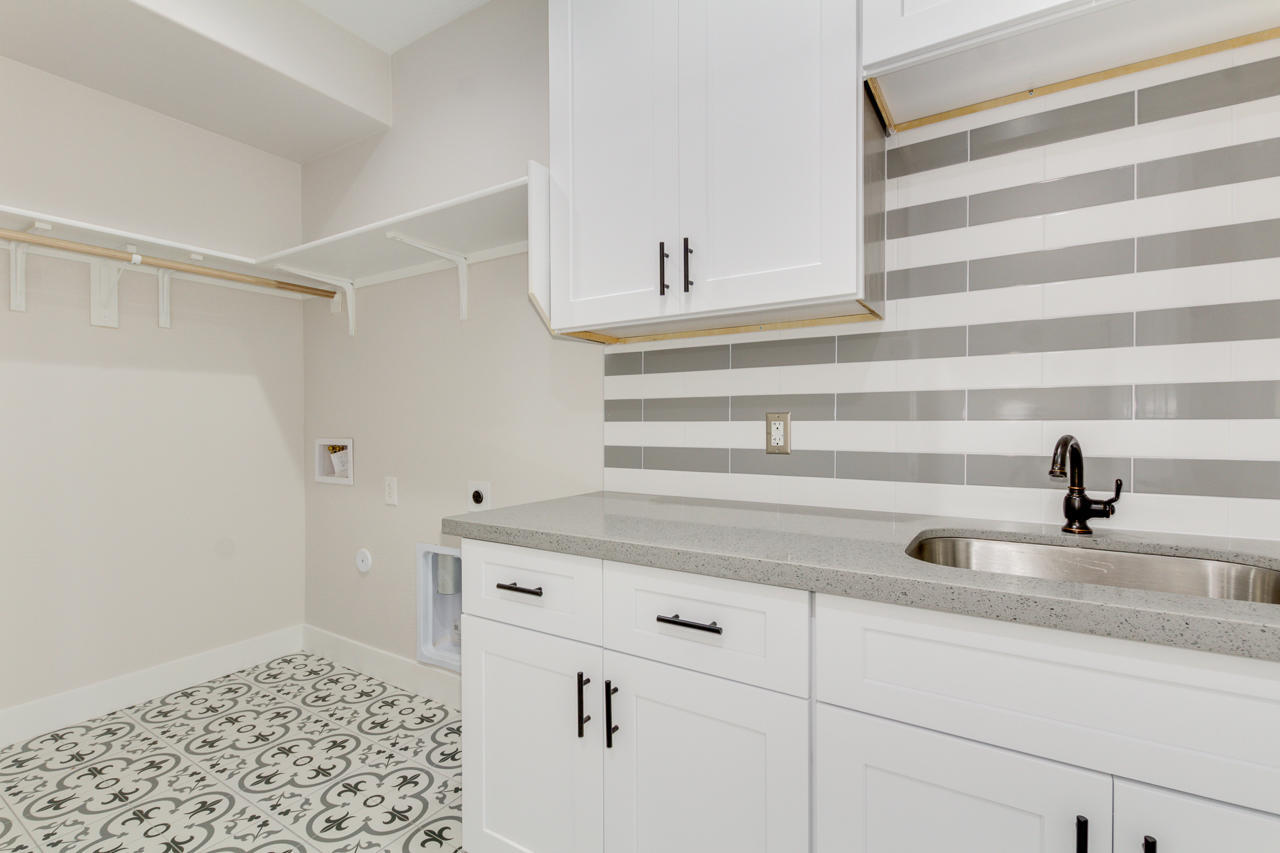 6605 North Citrus Road Waddell, AZ 85355 - Photo 38 of 46 Laundry room