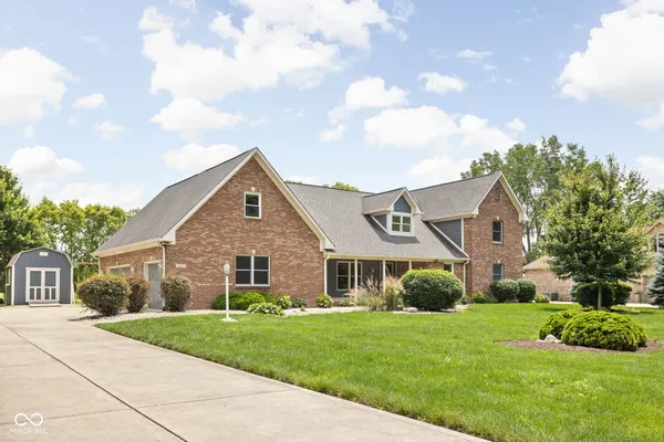 $539,000 | 5695 North Red Oak Drive, Greenfield, IN 46140