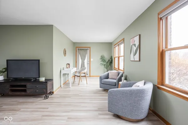 $539,000 | 5695 North Red Oak Drive, Greenfield, IN 46140