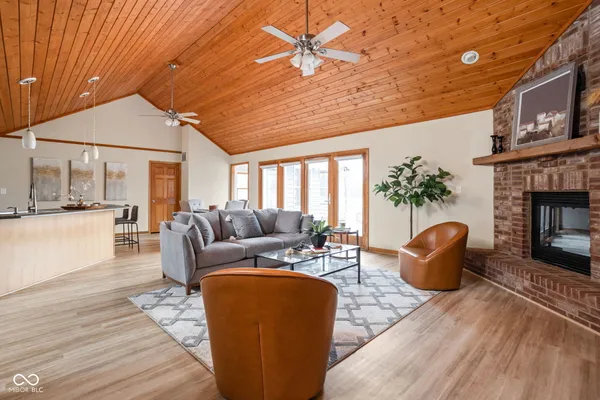 $539,000 | 5695 North Red Oak Drive, Greenfield, IN 46140