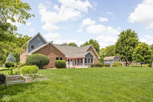 $539,000 | 5695 North Red Oak Drive, Greenfield, IN 46140