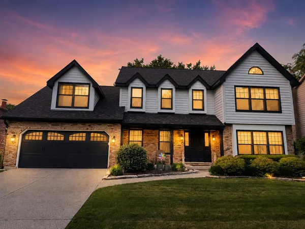 $1,100,000 | 729 Arlington Avenue, Naperville, IL 60565