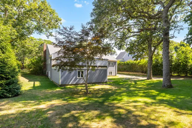 $1,175,000 | 89 Swift Avenue, Osterville, MA 02655