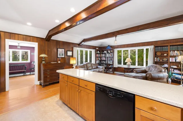 $1,175,000 | 89 Swift Avenue, Osterville, MA 02655
