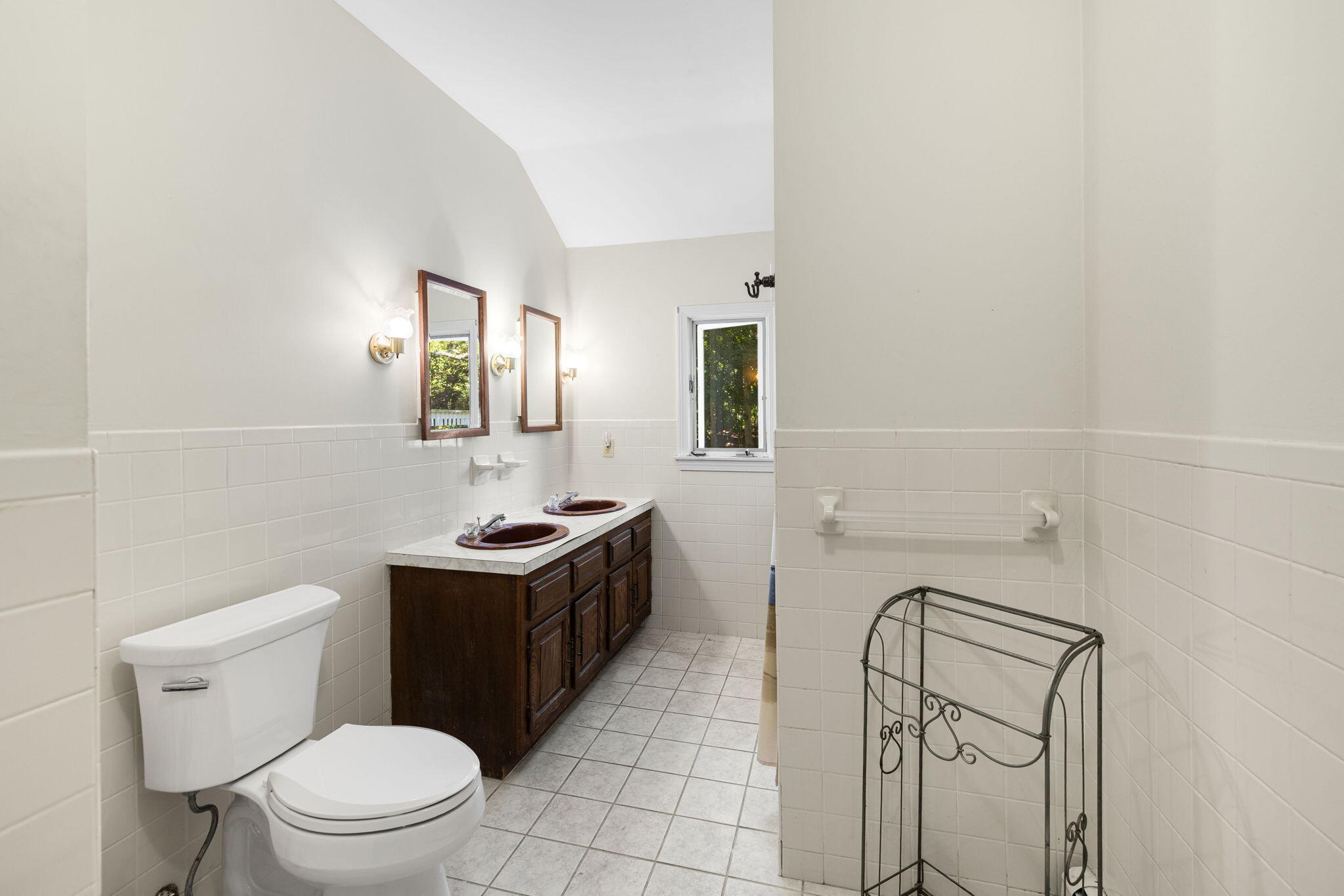 89 Swift Avenue Osterville, MA 02655 - Photo 41 of 57 Bathroom