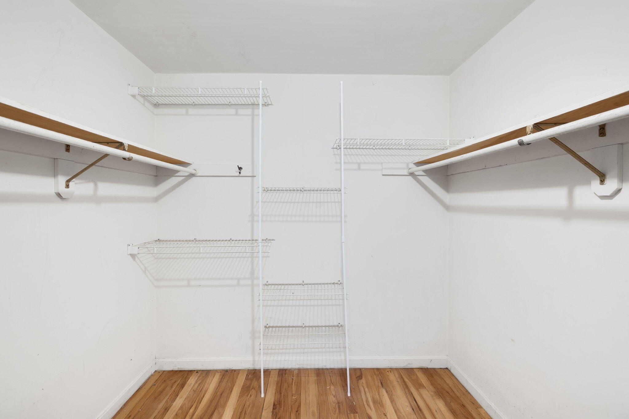 89 Swift Avenue Osterville, MA 02655 - Photo 46 of 57 Primary Closet