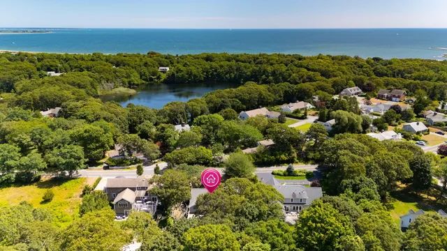 $1,175,000 | 89 Swift Avenue, Osterville, MA 02655