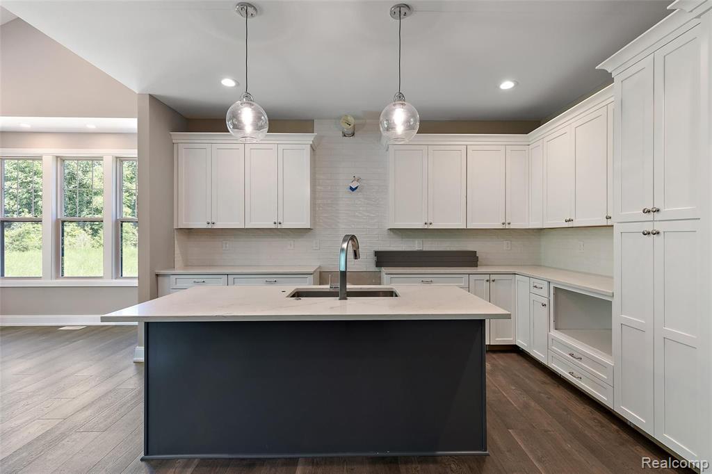 3837 Albatross Court, Unit 28 Rochester, MI 48309 - Photo 10 of 33