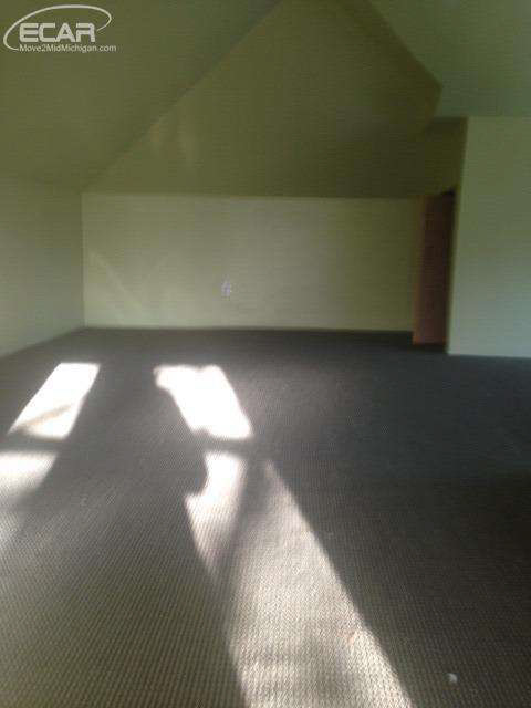 2104 Miller Road Flint, MI 48503 - Photo 12 of 43 20428961-11.JPG