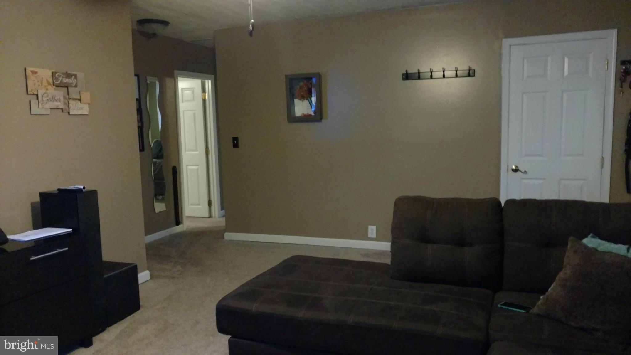218 Bard Cameron Road Rising Sun, MD 21911 - Photo 10 of 24 Living Room