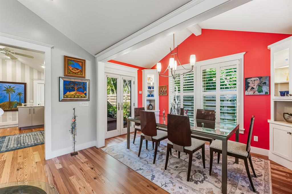 361 Tarpon Avenue Boca Grande, FL 33921 - Photo 7 of 25 a living room with furniture and a large window