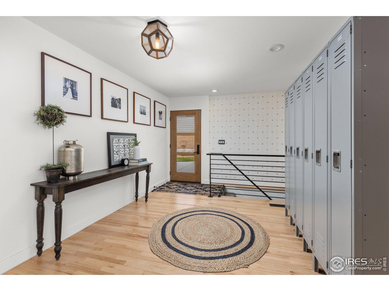 2685 Stephens Road Boulder, CO 80305 - Photo 5 of 40 a view of a livingroom with furniture and garage