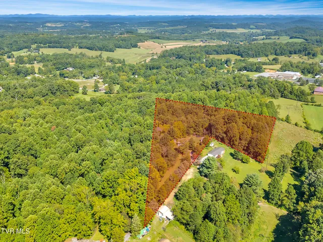 $288,000 | 313 Richards Lane, Bluff City, TN 37618