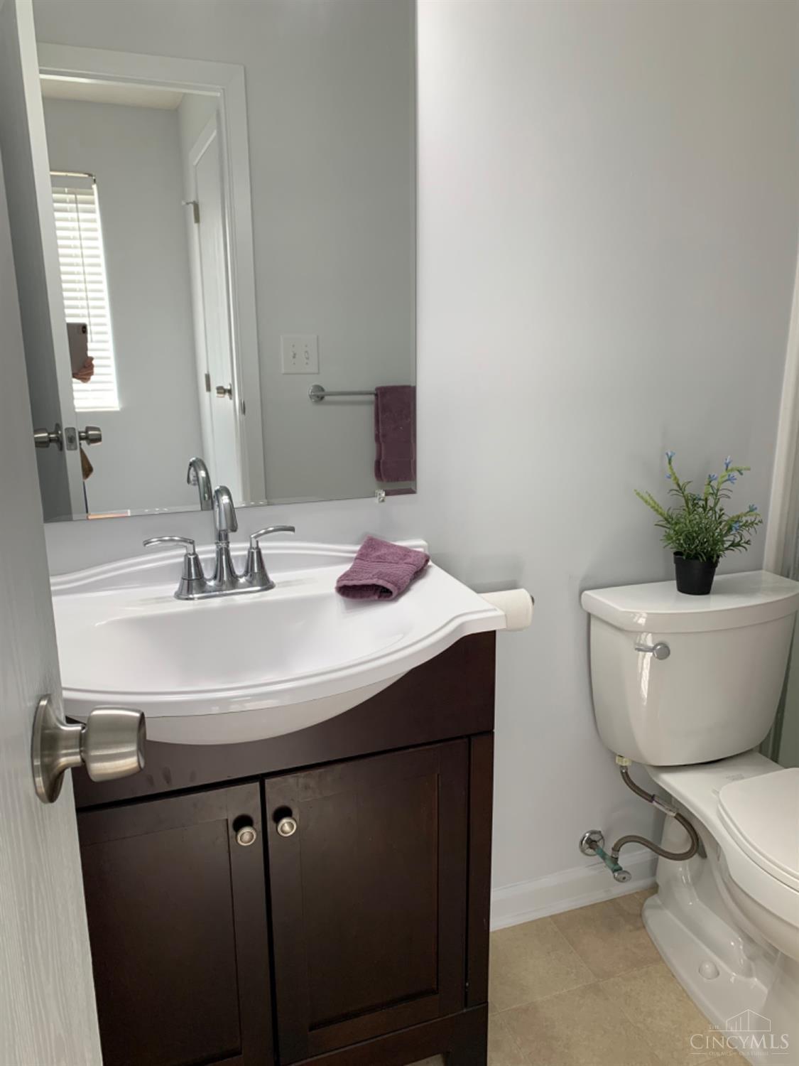9319 Winton Road, Unit 7 Cincinnati, OH 45231 - Photo 30 of 47