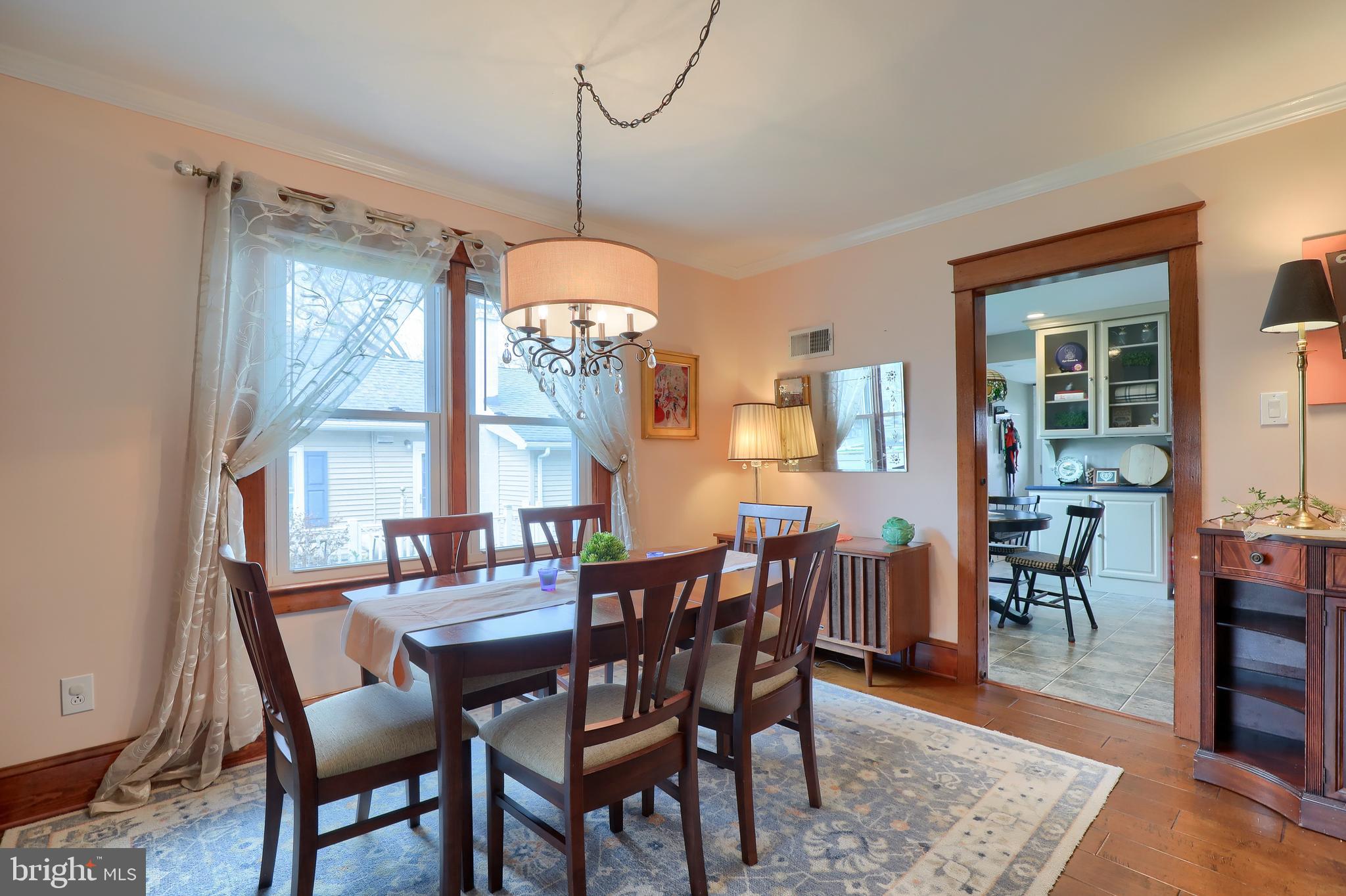 403 South Cedar Street Lititz, PA 17543 - Photo 9 of 38