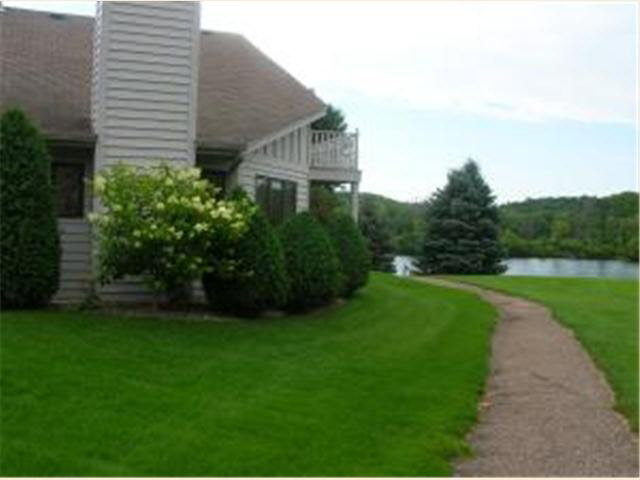 1734 Lakeview Drive Southwest Rochester, MN 55902 - Photo 9 of 10